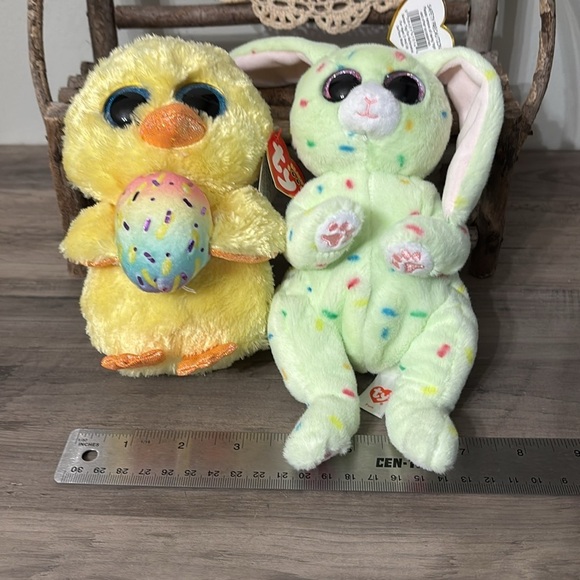 NWT TY Beanie Babies Yellow Chick and Green Bunny Plush Set MARIGOLD AND FERN - Picture 10 of 13